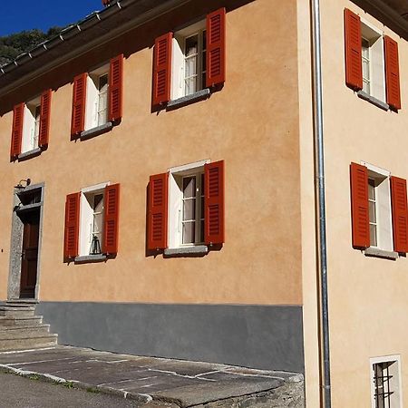 Bnb Ai Cav Calanca Arvigo Eksteriør billede