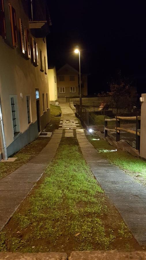 Bnb Ai Cav Calanca Arvigo Eksteriør billede